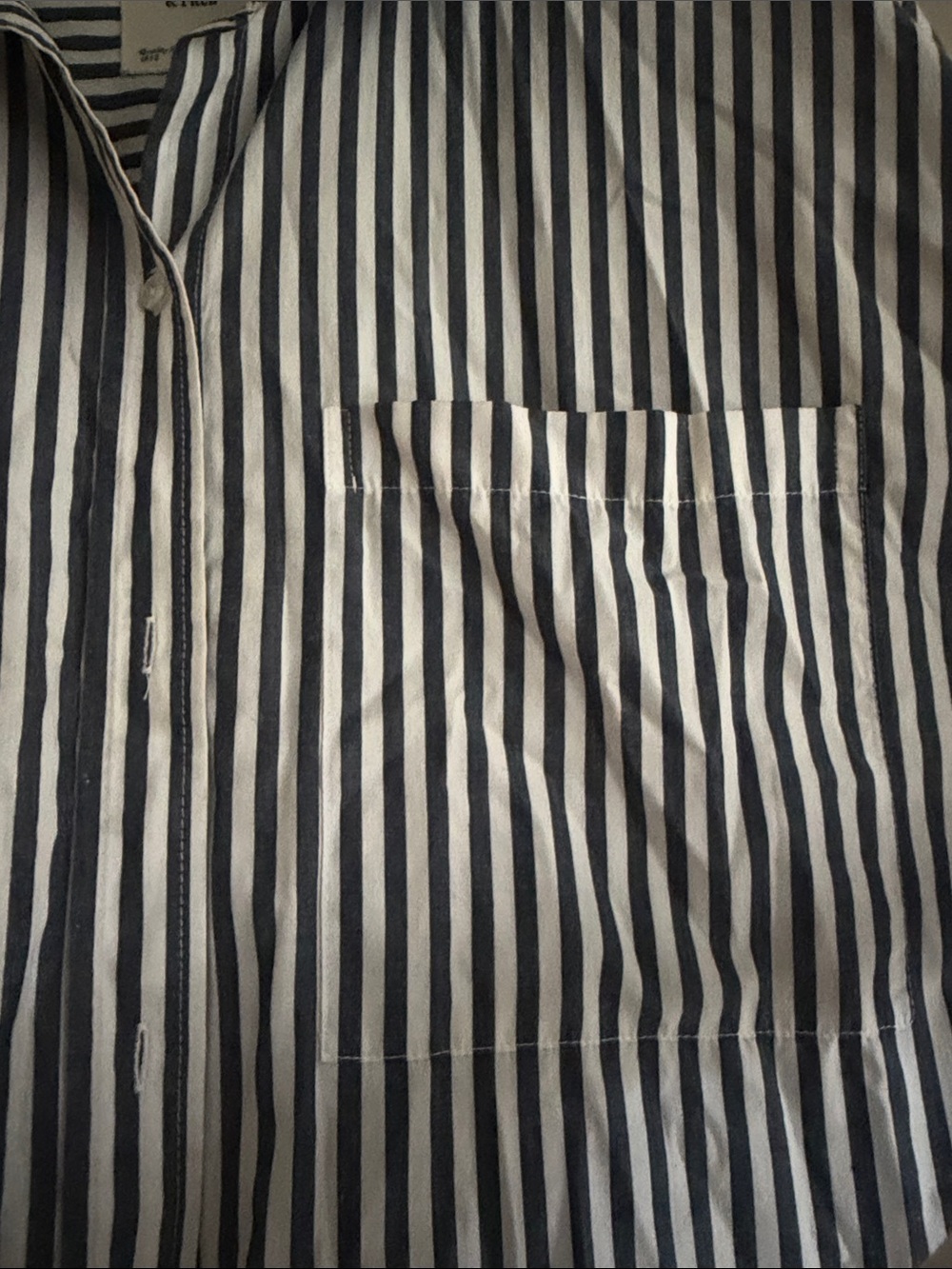 A&F Striped Button Down - Picture 4 of 6